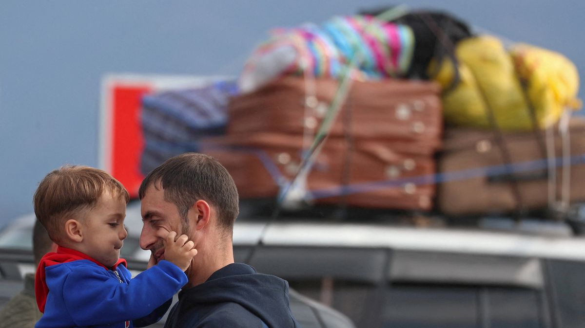 FOTO: Masivní exodus. Arménci opouštějí Náhorní Karabach